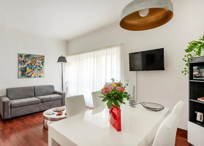 Apartment Sweet Srl *